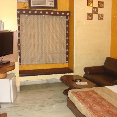 Rama Residency Hotel Gurgaon Exterior photo